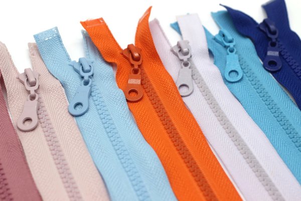 zIPPER EU